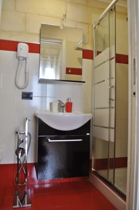 B&B Lecce Holidays Экстерьер фото