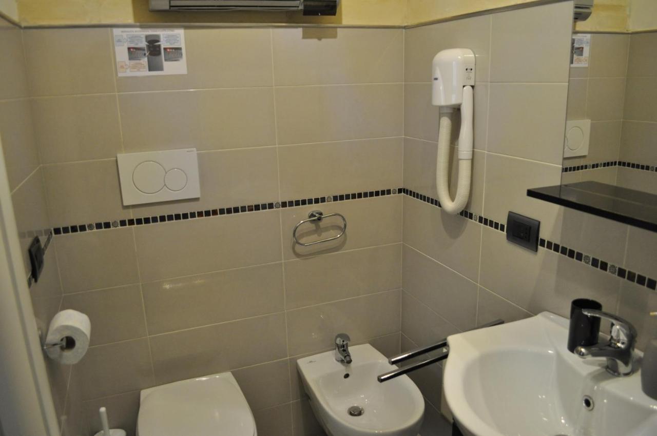 B&B Lecce Holidays Экстерьер фото