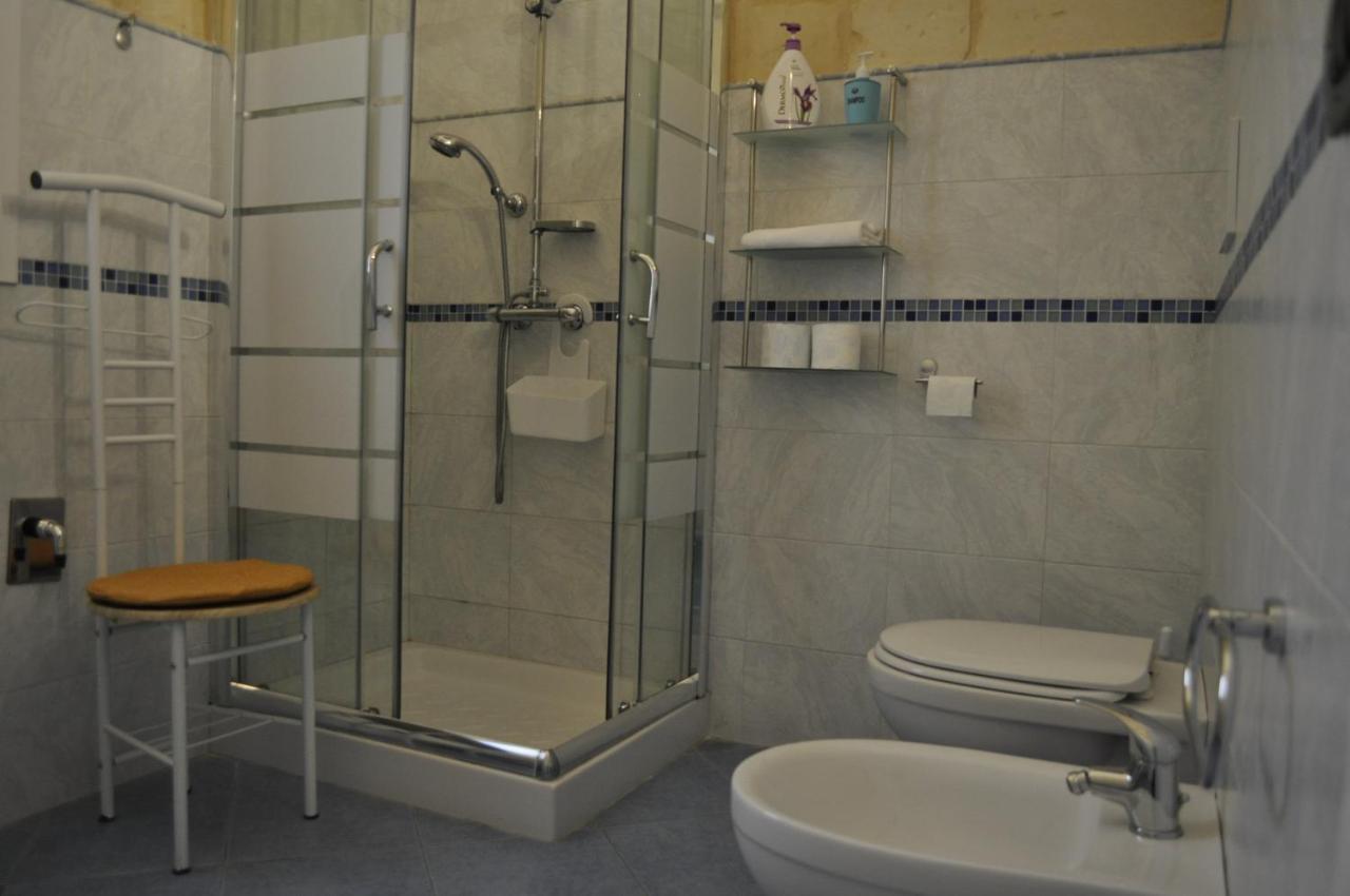 B&B Lecce Holidays Экстерьер фото